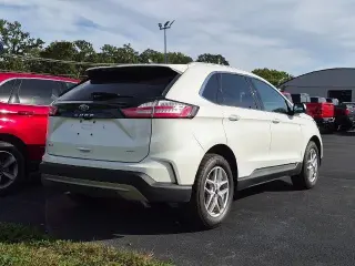 Ford Edge 2023 AWD SEL 4dr Crossover