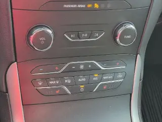 Ford Edge 2020 AWD ST Line 4dr Crossover