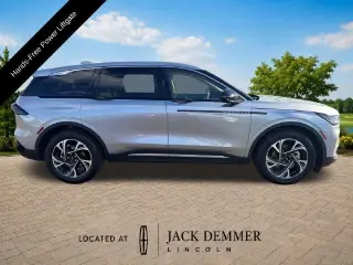 Lincoln Nautilus 2024 AWD Premiere 4dr SUV