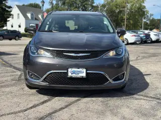 Chrysler Pacifica 2017 Touring-L 4dr Mini-Van