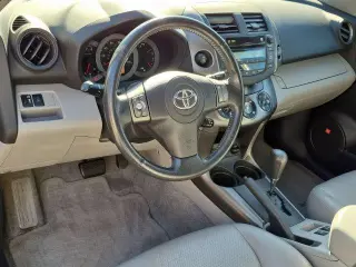 Toyota RAV4 2009 4x4 Limited 4dr SUV