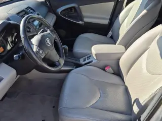 Toyota RAV4 2009 4x4 Limited 4dr SUV