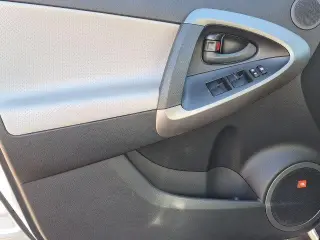 Toyota RAV4 2009 4x4 Limited 4dr SUV