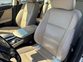 Sedán Lexus GS 200t 2017 de 4 puertas