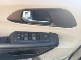 Chrysler Pacifica 2017 Touring-L 4dr Mini-Van