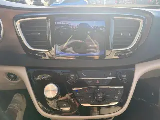 Chrysler Pacifica 2017 Touring-L 4dr Mini-Van