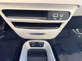 Chrysler Pacifica 2017 Touring-L 4dr Mini-Van