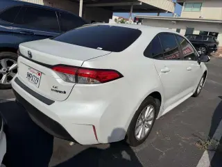 Toyota Corolla Hybrid 2023 SE 4p Sedan