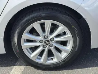 Toyota Corolla Híbrido 2024 SE 4dr Sedán