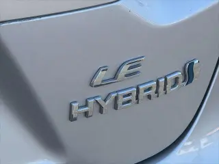 Toyota Corolla Híbrido 2024 SE 4dr Sedán