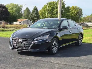 Nissan Altima 2025 2.5 SV 4dr Sedán