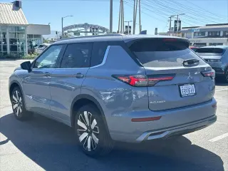 Mitsubishi Outlander 2026 SEL 4dr SUV