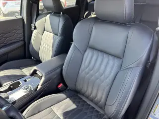 Mitsubishi Outlander 2026 SEL 4dr SUV
