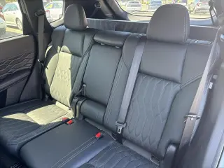Mitsubishi Outlander 2026 SEL 4dr SUV