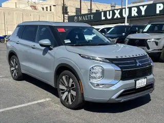 Mitsubishi Outlander 2026 SEL 4dr SUV
