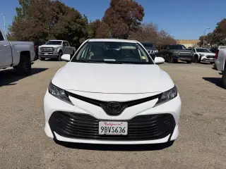 Toyota Camry 2019 LE 4dr Sedán