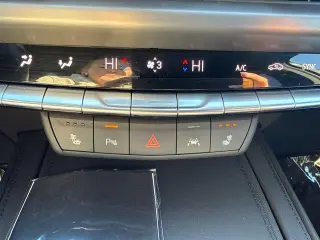 Cadillac XT4 2024 4x4 Deportivo 4dr Crossover