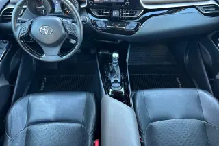 Toyota C-HR 2020 Limited 4dr Crossover