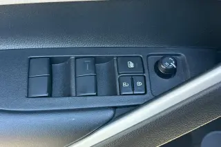 Toyota Corolla Cross 2025 L 4dr Crossover