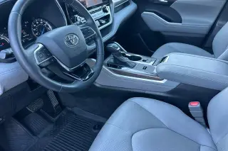 Toyota Highlander Hybrid 2020 AWD Limited 4dr SUV