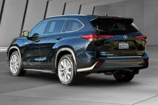Toyota Highlander Hybrid 2020 AWD Limited 4dr SUV
