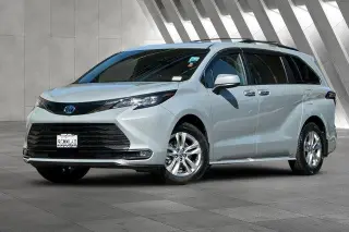 Toyota Sienna 2023 AWD Woodland Edition 7-Pasajeros 4dr Mini-Van
