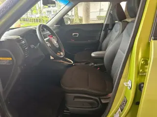 Kia Soul 2014 + 4dr Crossover