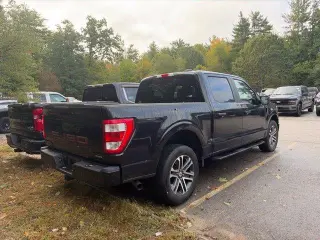 Ford F-150 2023 4x4 XL 4dr SuperCrew 5.5 ft. SB