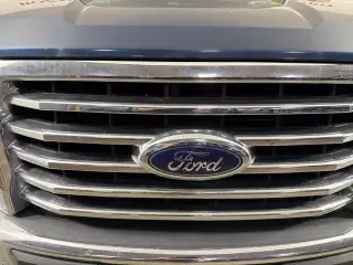 Ford F-150 2017 4x4 XLT 4dr SuperCrew 5.5 ft. SB