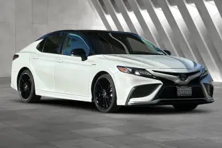 Toyota Camry Híbrida 2021 XSE 4dr Sedán