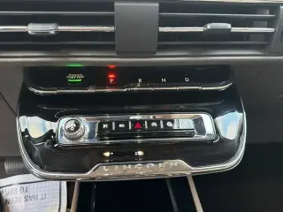 Lincoln Corsair 2023 AWD Reserve 4dr SUV