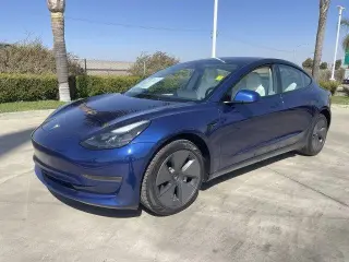 Tesla Model 3 2023 4dr Sedán