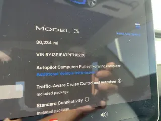 Tesla Model 3 2023 4dr Sedán