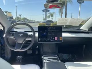 Tesla Model 3 2023 4dr Sedán