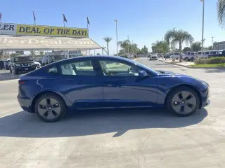 Tesla Model 3 2023 4dr Sedán