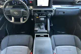 Toyota Tacoma 2024 4x4 TRD Sport 4dr Double Cab 5.0 ft SB 8A