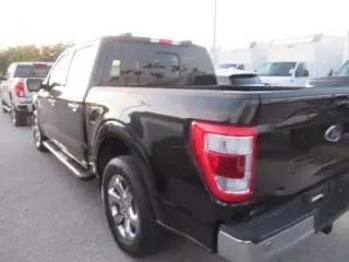 Ford F-150 2023 4x2 Lariat 4p SuperCab 5.5 ft. CA