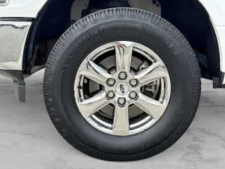 Ford F-150 2018 4x4 XLT 4dr SuperCrew 6.5 ft. SB