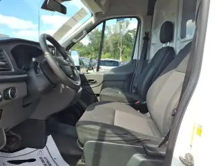 Ford Transit 2021 250 3dr SWB Techo Medio Furgón de Carga