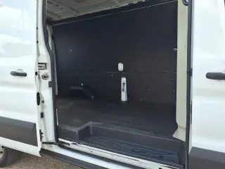 Ford Transit 2021 250 3dr SWB Techo Medio Furgón de Carga