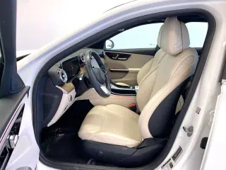 Mercedes-Benz Clase C 2023 C 300 4 Sedán