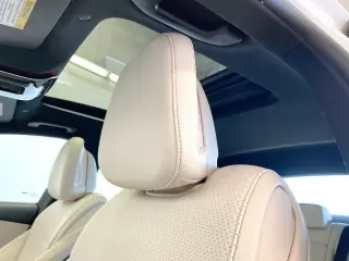 Mercedes-Benz Clase C 2023 C 300 4 Sedán