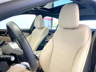 Mercedes-Benz Clase C 2023 C 300 4 Sedán