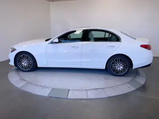Mercedes-Benz Clase C 2023 C 300 4 Sedán