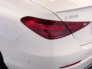 Mercedes-Benz Clase C 2023 C 300 4 Sedán