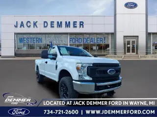 Ford F-250 Super Duty 2021 4x4 XL 2dr Cabina Regular 8 pies. Camión de caja larga