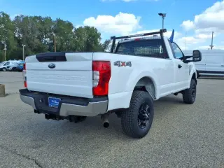 Ford F-250 Super Duty 2021 4x4 XL 2dr Cabina Regular 8 pies. Camión de caja larga