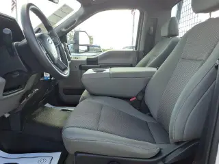Ford F-250 Super Duty 2021 4x4 XL 2dr Cabina Regular 8 pies. Camión de caja larga