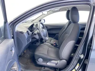 Mitsubishi Mirage 2024 ES 4dr Hatchback