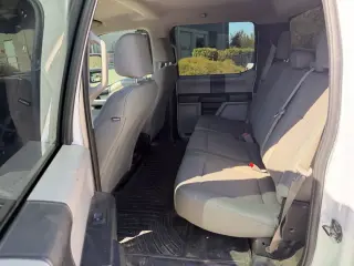Ford F-250 Super Duty 2018 4x4 XL 4dr Crew Cab 6.8 ft. SB Pickup
